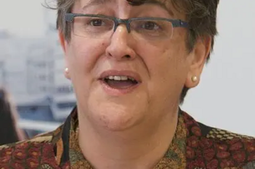 Liz Barker 2