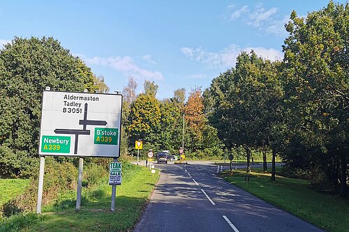 Kingsclere road sign leading to junction with A339