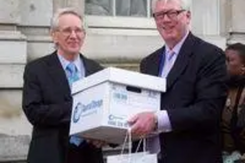 Rochdale MP Paul Rowen and Hazel Grove MP Andrew Stunnell presenting the petition petition