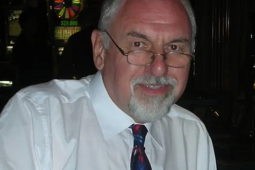 Dr Andrew Marfleet