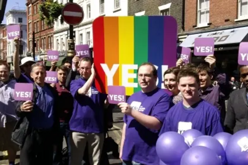Campaigners from all parties press for AV at Purple Pride in Soho