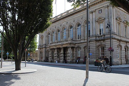 Missing performance and financial information needed for council scrutiny.