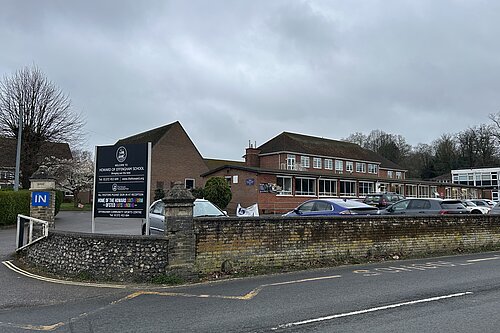The Howard of Effingham School