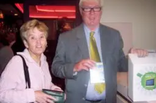 Paul Rowen MP at MECCA Bingo