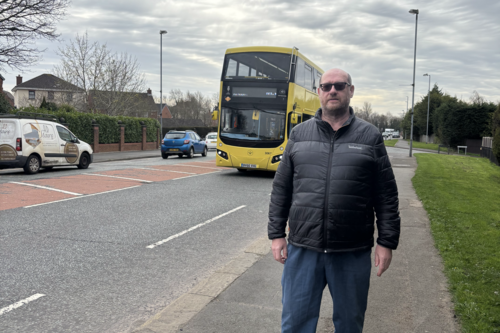 Iain with the 163 bus on Middleton Road
